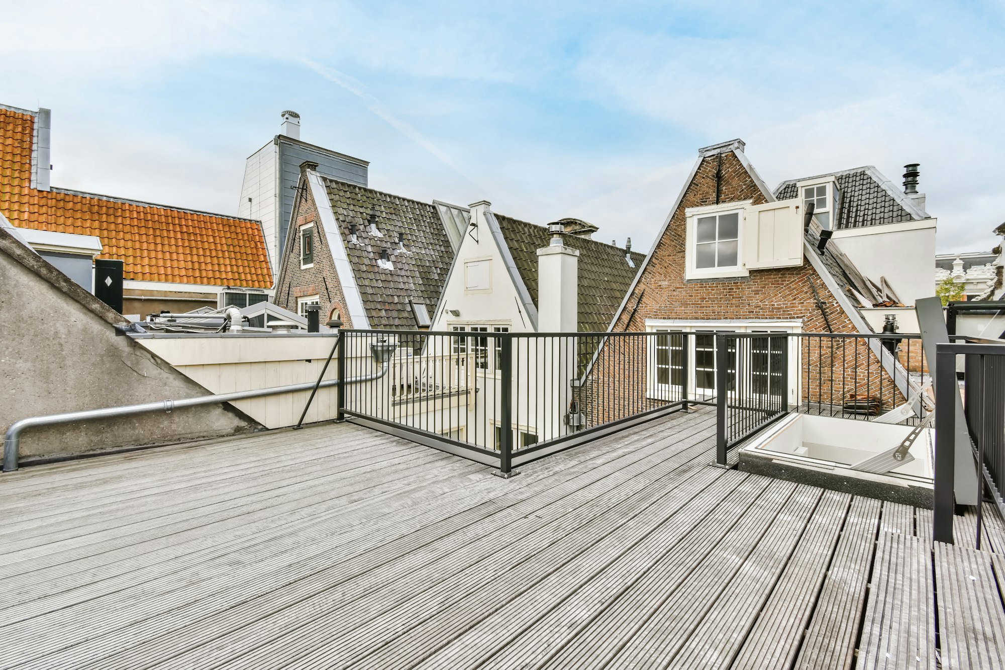 Stunning home roof